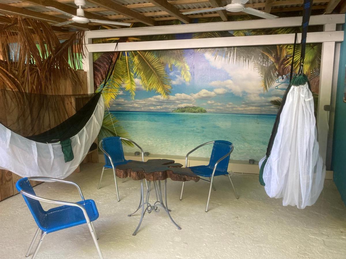 Les Hamacs Aux Saintes Bis Hotel Terre-De-Haut Exterior photo